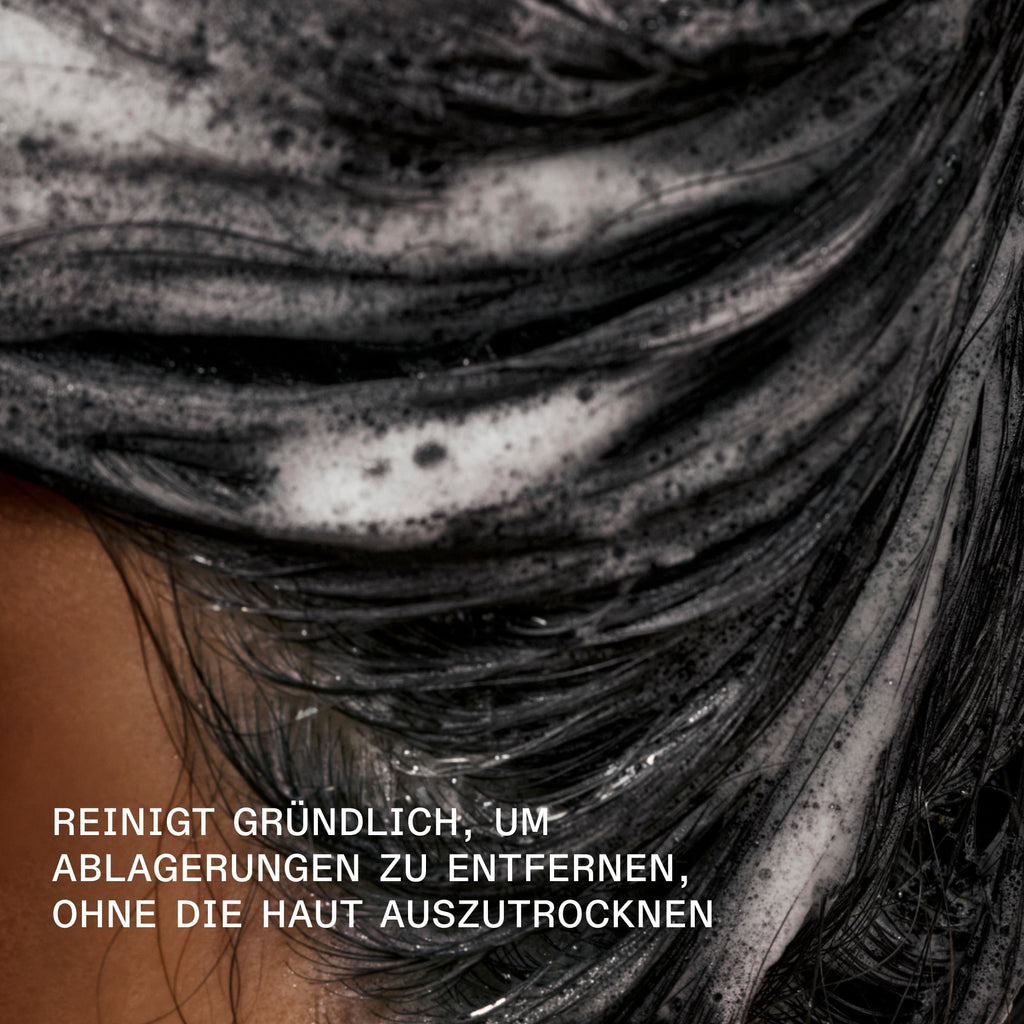 Olaplex No.4C Clarifying Shampoo – reinigt gründlich und entfernt Ablagerungen, ohne auszutrocknen (Herstellergrafik)
