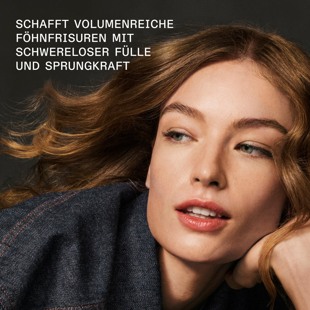 Olaplex Volumizing Blow Dry Mist – Vorteile im Überblick (Herstellergrafik)