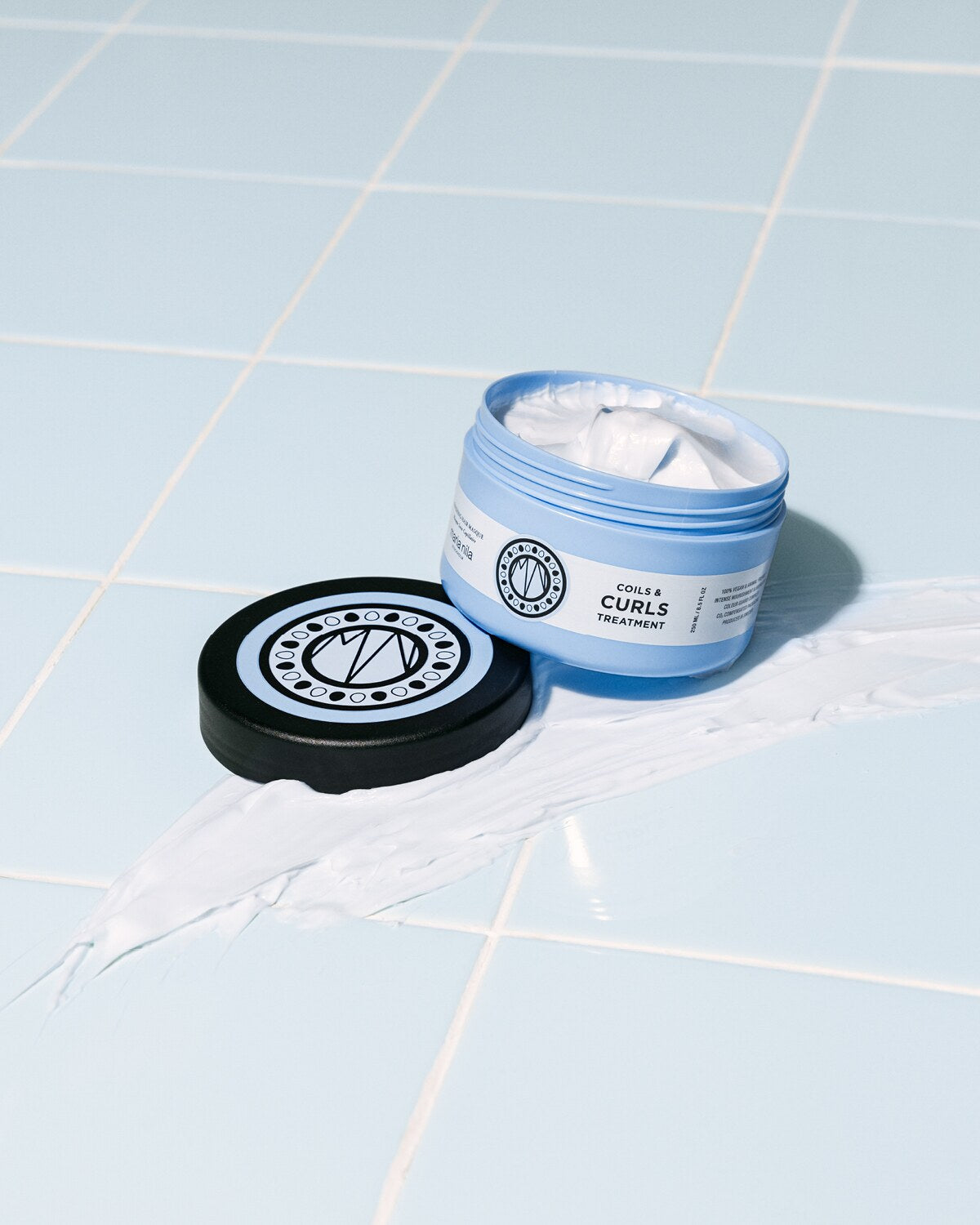Maria Nila Coils & Curls Finishing Treatment Masque 250ml – Detailansicht