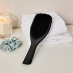 Tangle Teezer Ultimate Detangler Large in Black Gloss von vorn und hinten