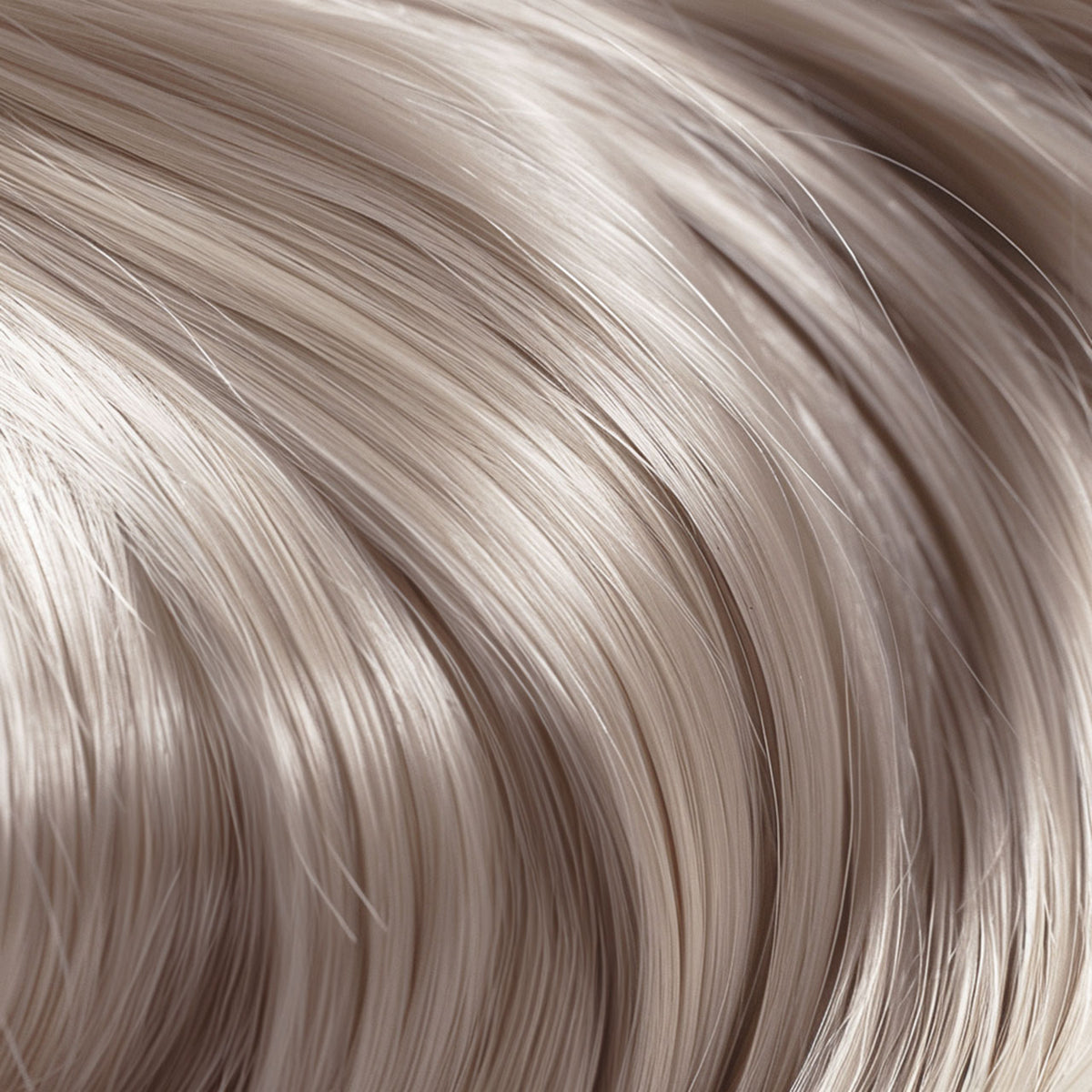Maria Nila Gloss Collection 11.9 P – Farbmuster am Haar