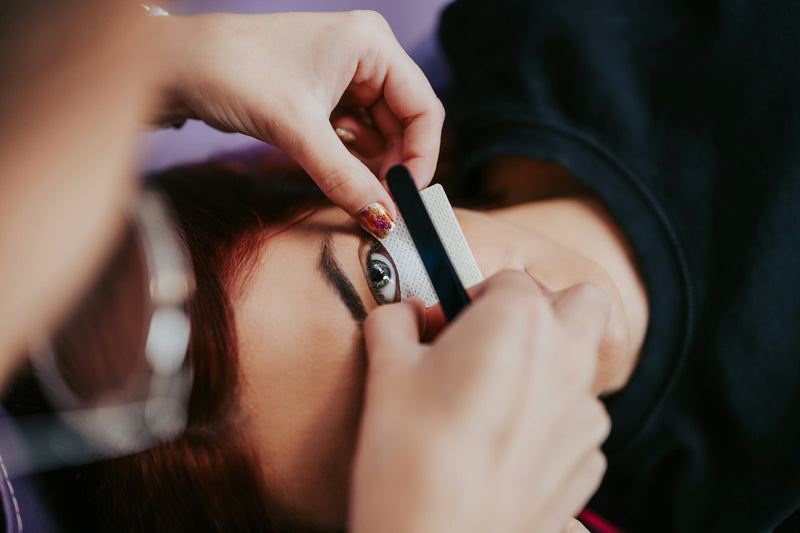 Wimpern färben